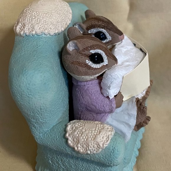 Chipmunks with Album Tender Touches Hallmark Figurine - Picture 2 of 8